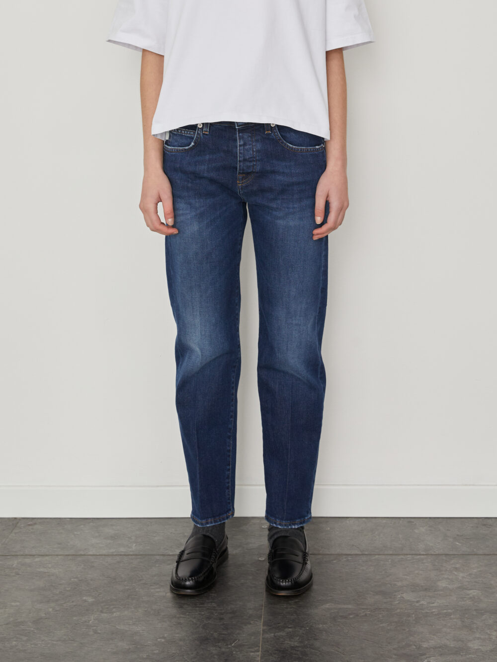 Shop Primary Image Shop Primary Image